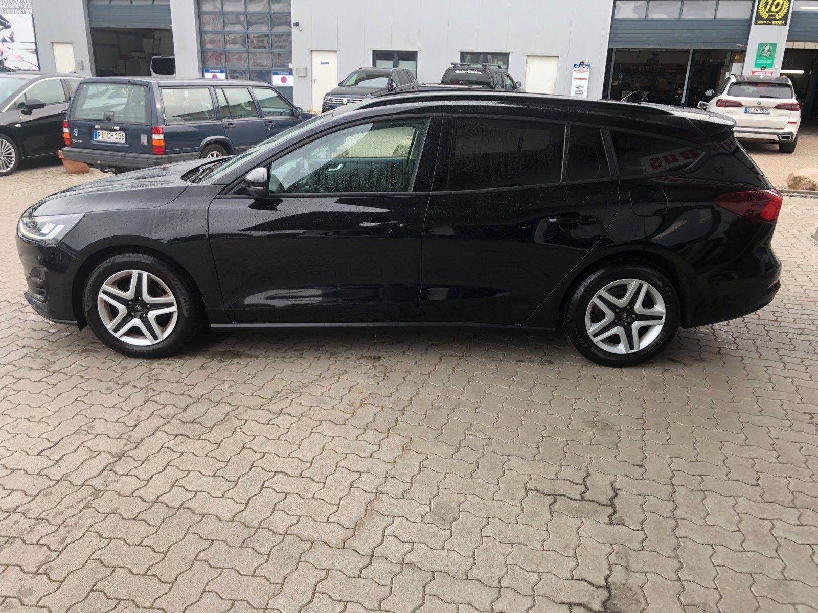 Fahrzeugabbildung Ford Focus Turnier Cool & Connect