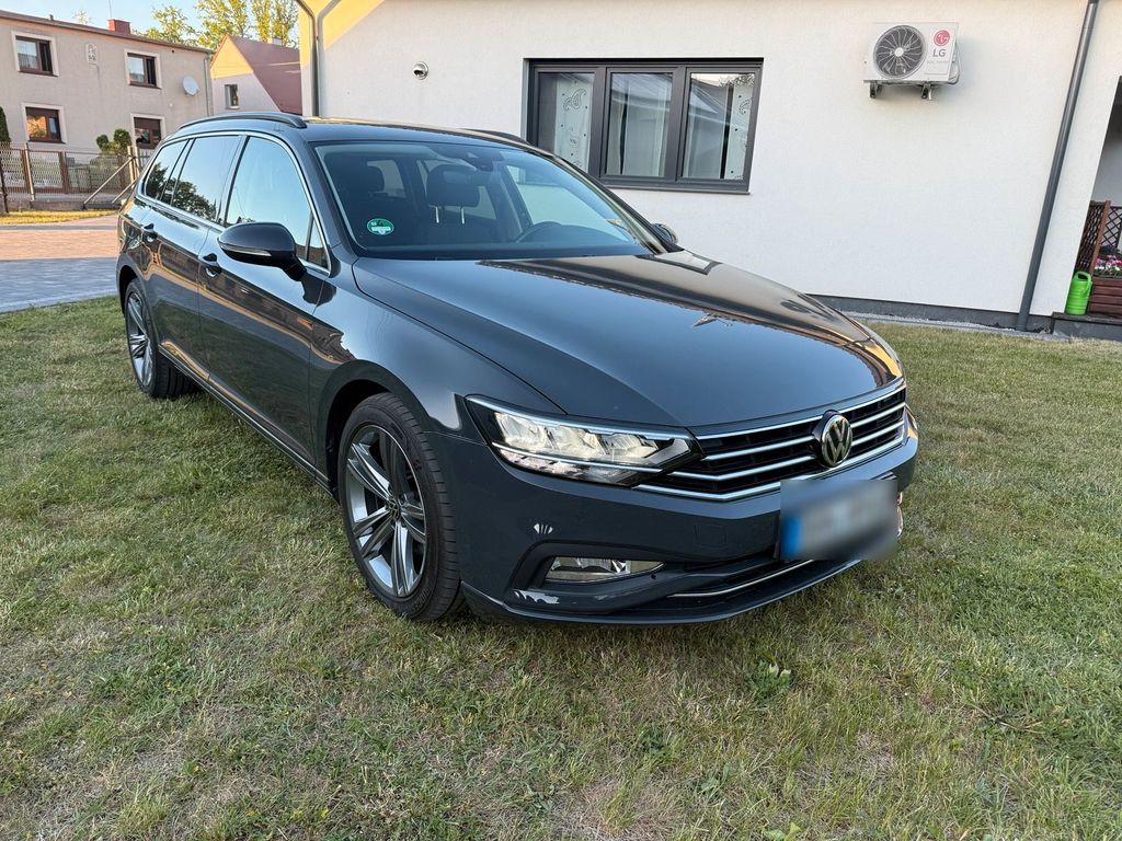 Image of Volkswagen Passat Variant