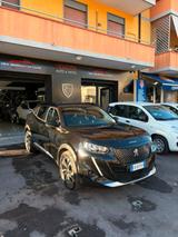 Peugeot 2008 PureTech 130 S&S Allure Pack - Peugeot 2008 mit Halbautomatikschaltung