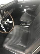 Oldsmobile Cutlass 442   V 8  - Oldsmobile Cutlass: Coupe