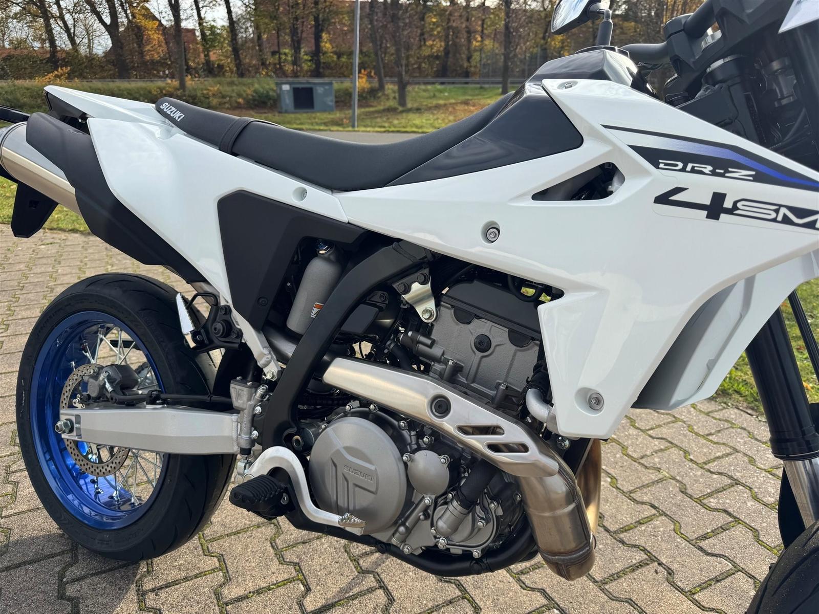 Suzuki DR-Z4SM