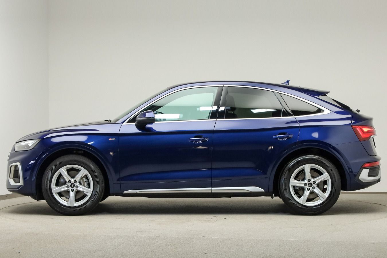Audi Q5 Sportback S line 35 TDI Tour & Stadt, B&O, Na imagem 3