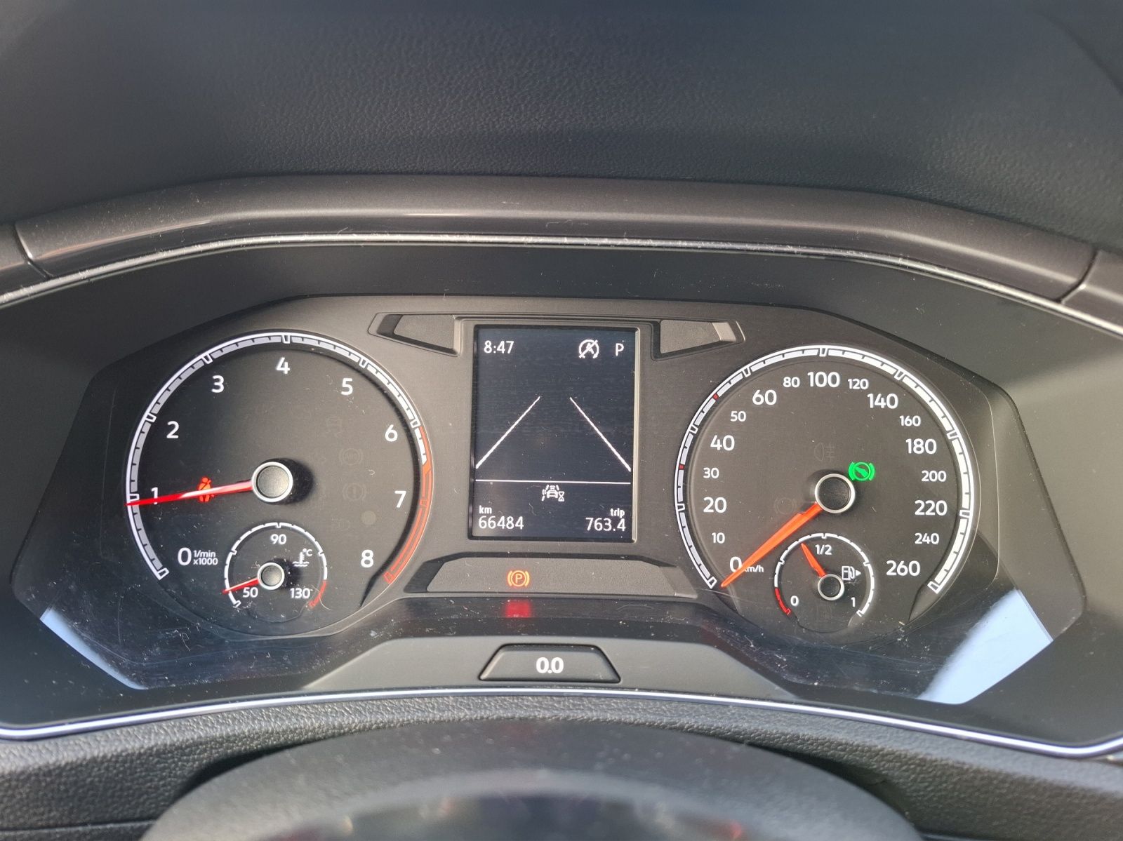 Fahrzeugabbildung Volkswagen T-Roc Sport DSG STH AHK Navi ACC Kamera