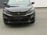 Peugeot 3008 Active - Peugeot 3008 in Bielefeld