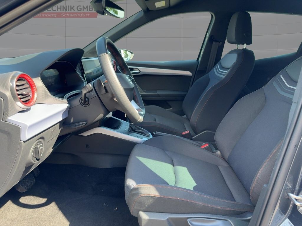 Fahrzeugabbildung SEAT Arona FR AUTOMATIK  NAVI  RÜCKFAHRKAMERA