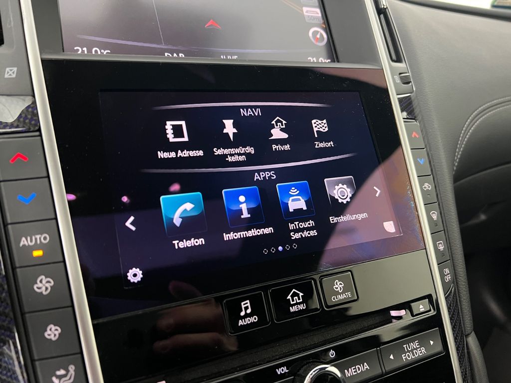 INFINITI Q60 2.0 TURBO/ 2.H/ VOLLAUSSTATTUNG/ CARBON INFINITI Q60 2.0 TURBO/ 2.H/ VOLLAUSSTATTUNG/ CARBON