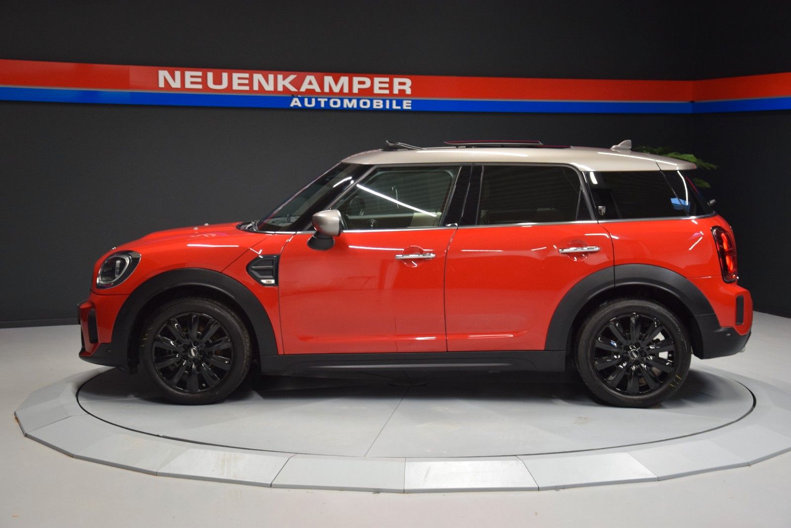 Fahrzeugabbildung MINI Countryman Cooper Yours Trim Pano ACC Memory