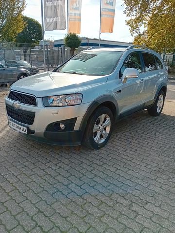 Chevrolet Captiva 2.2 D LT+ / 4WD / 7Sitze