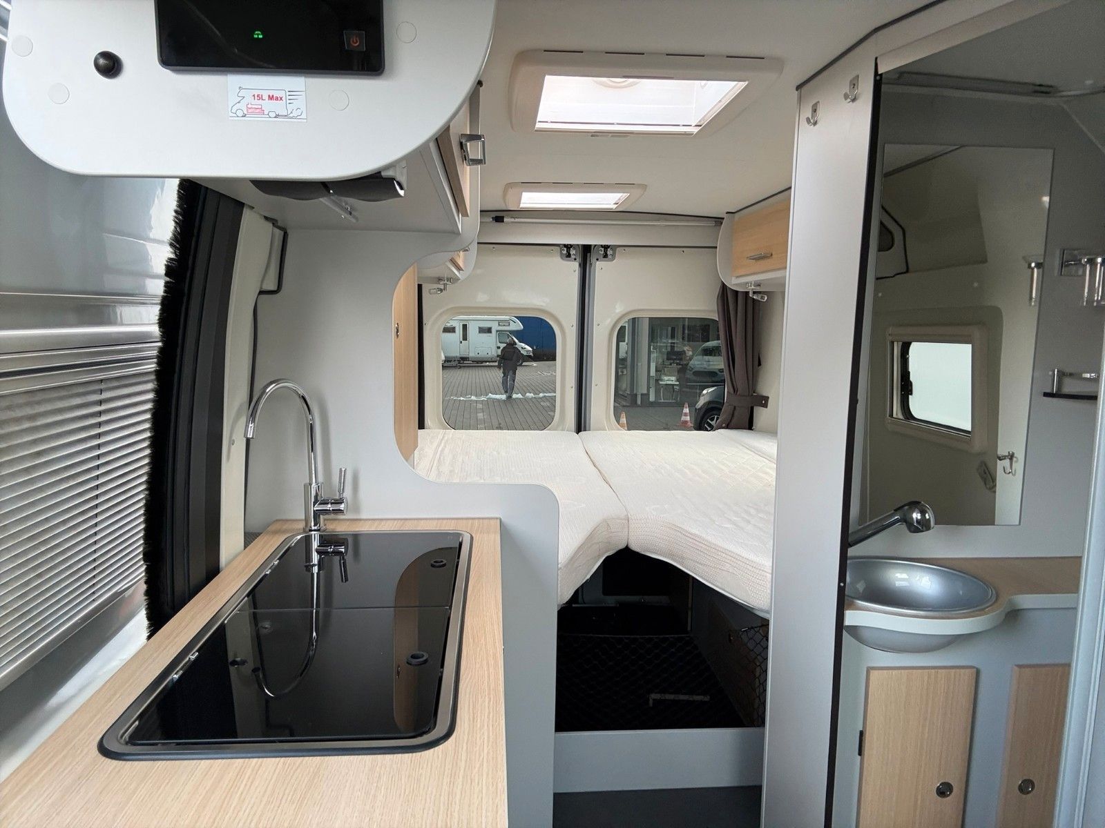 Fahrzeugabbildung Karmann Dexter DE 600 Automatik  160 PS