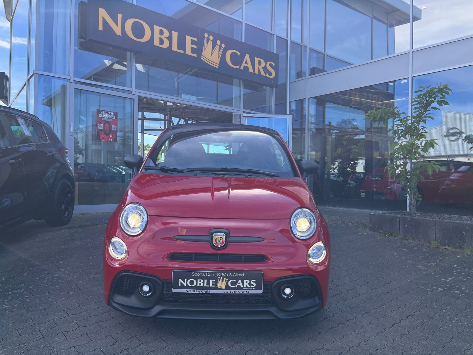 Fahrzeugabbildung Abarth 695C NUR 2.000KM!!! BEATS NAVI ALU