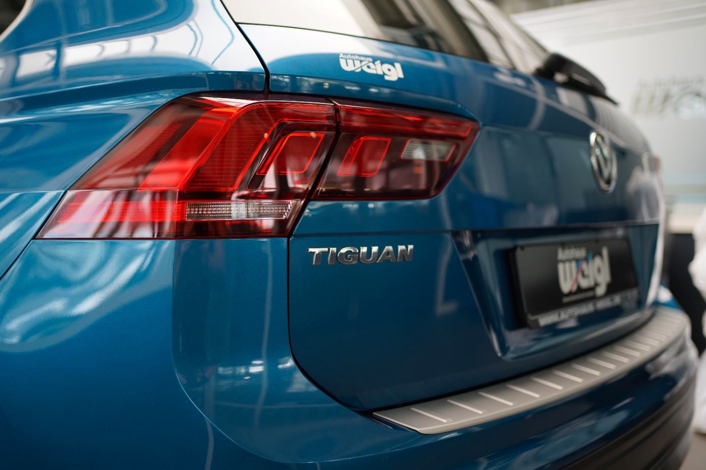 Fahrzeugabbildung Volkswagen Tiguan 1.4 TSI Comfortline Navi+Einparkhilfe+ACC