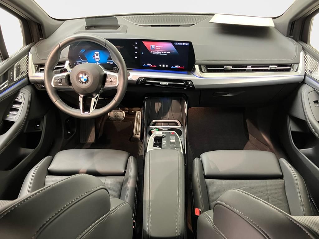 BMW 223 Active Tourer - Bild 13