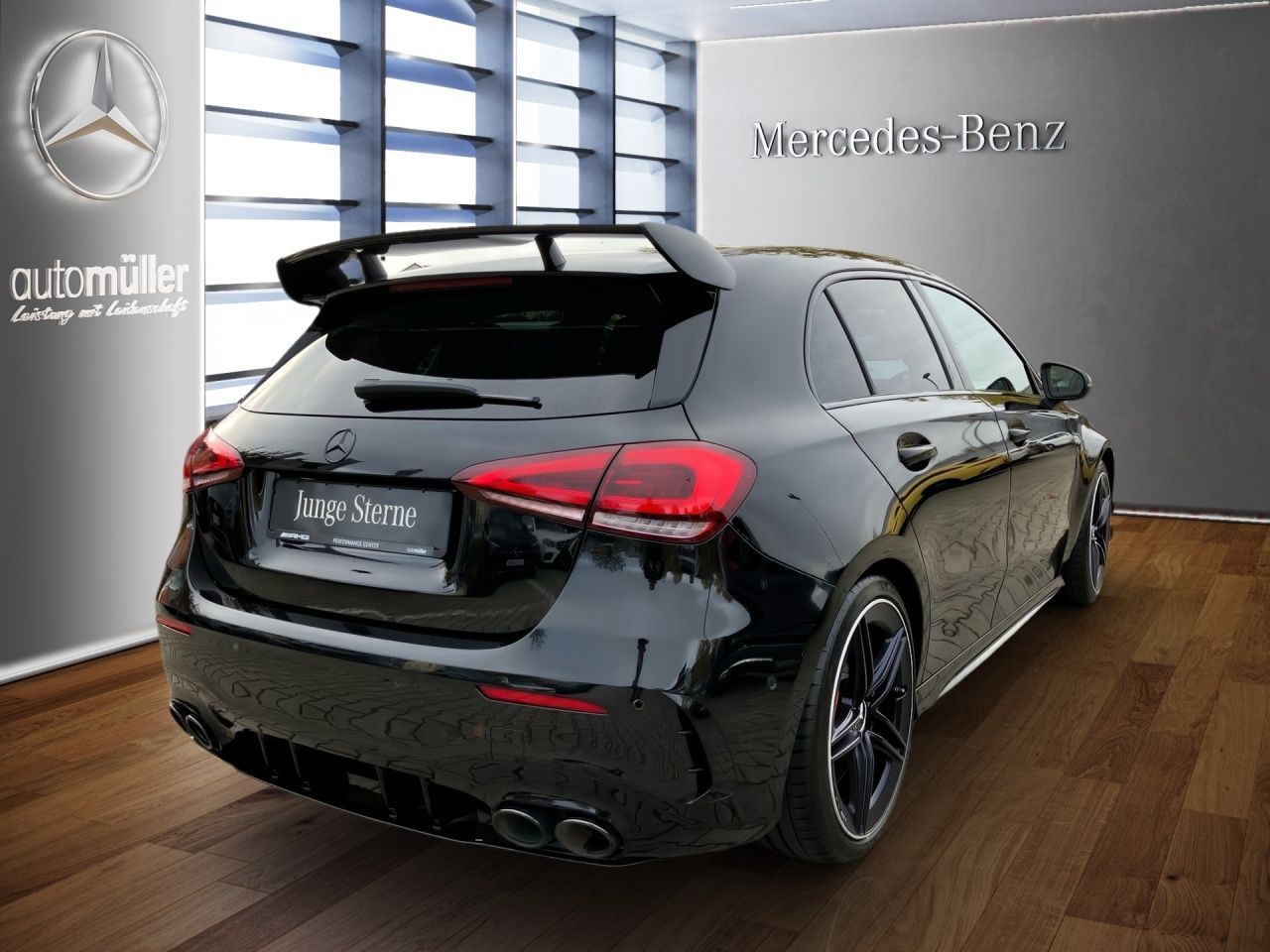 Fahrzeugabbildung Mercedes-Benz AMG A 45 S 4M+ AEROD+NIGHT+MEMO+360+MULTIB+TOTW