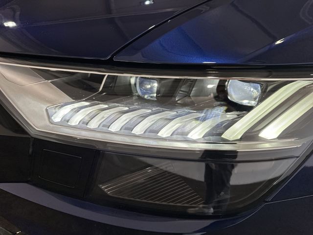 Q8 50 TDI S LINE competition +CARBON+MATRIX+AHK+