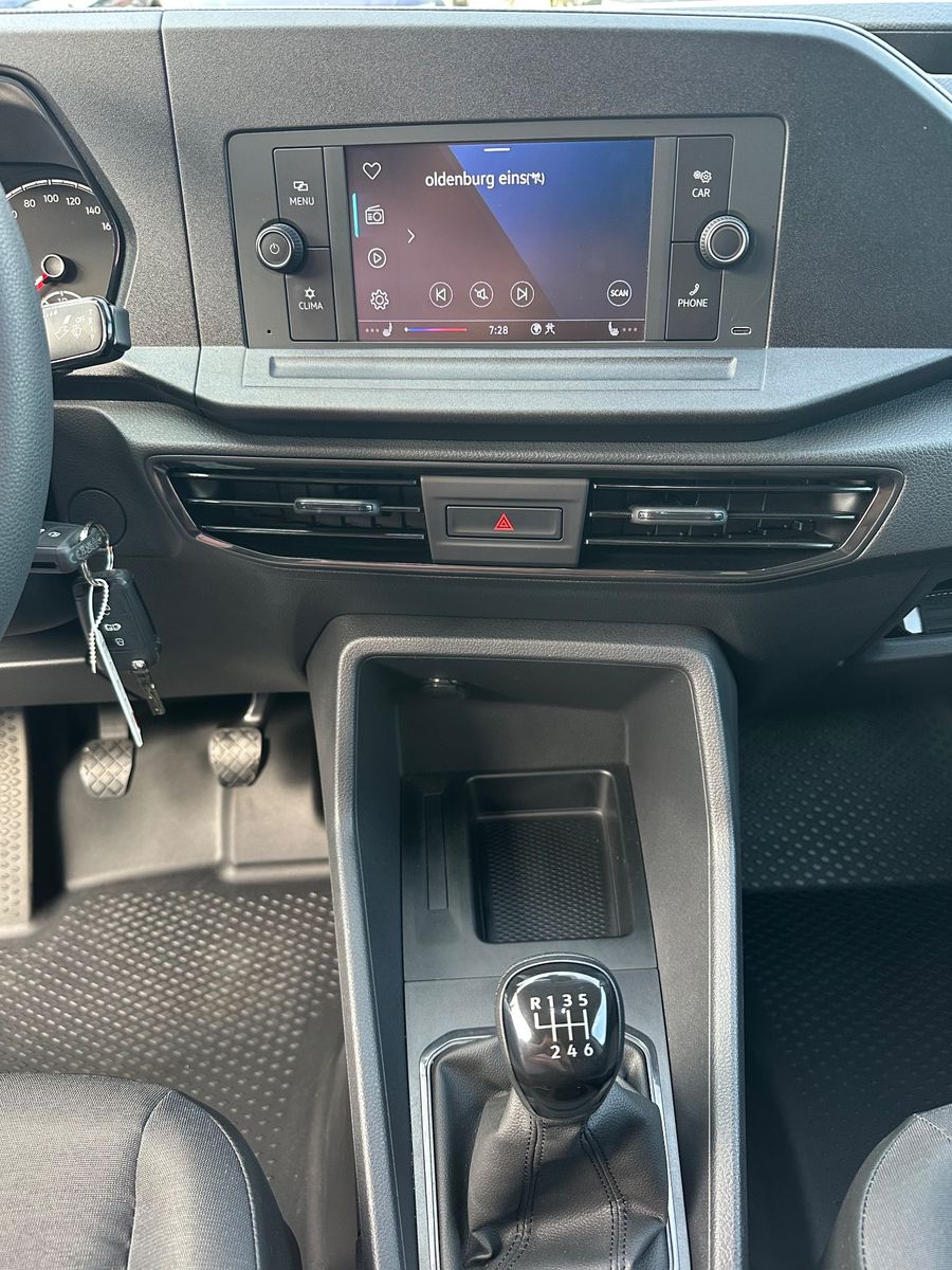 Fahrzeugabbildung Volkswagen Caddy Cargo 2.0 TDI KLIMA+SHZ+PDC+WINTER-PAKET