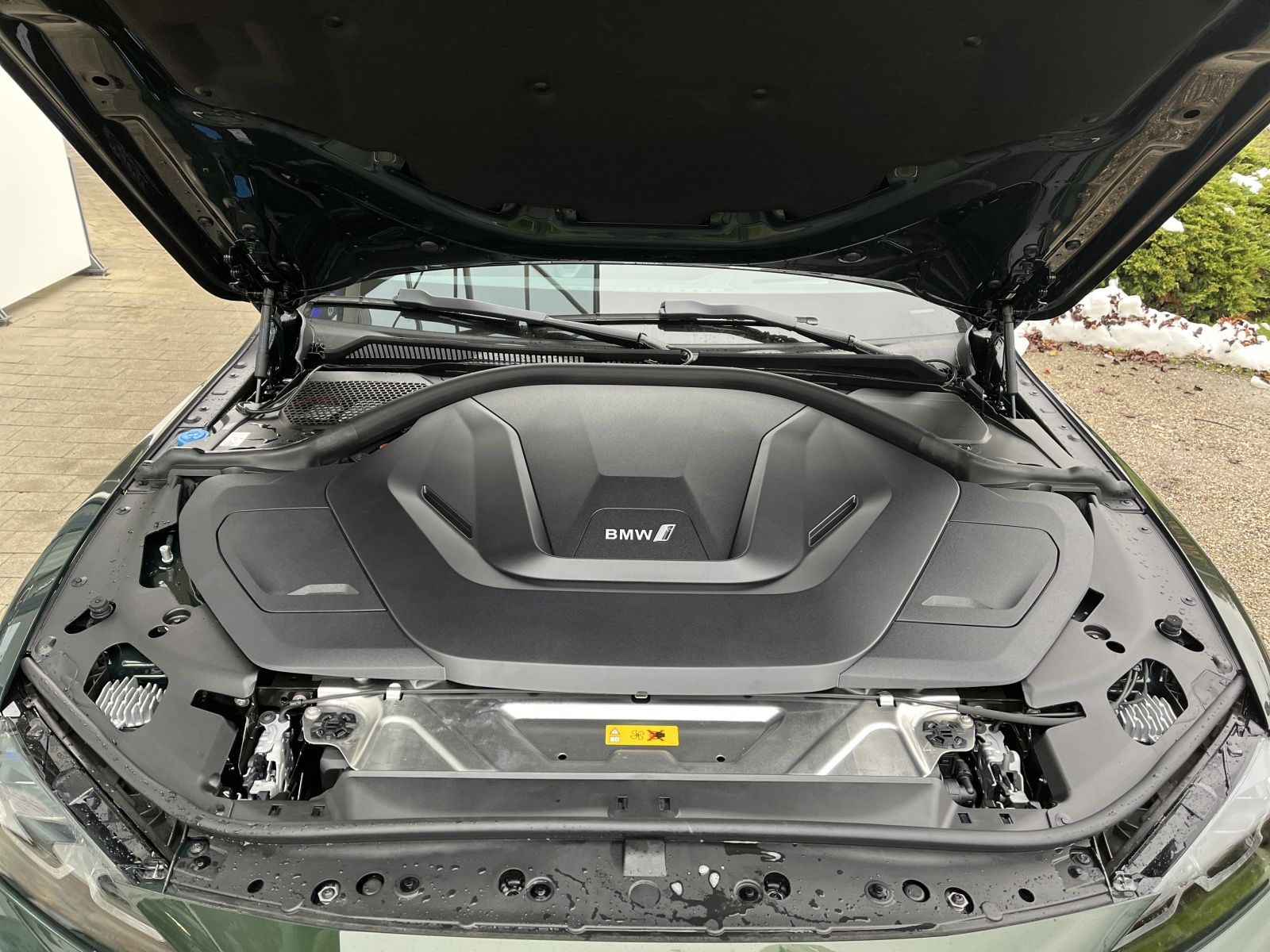 Fahrzeugabbildung BMW i4 eDrive40 GC M-Sport +ParkingAssistent+Komfort