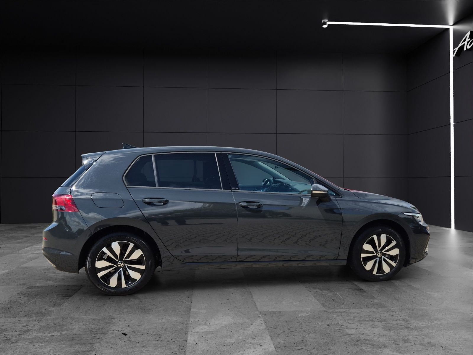 Fahrzeugabbildung Volkswagen Golf VIII TSI Move LED AID PDC Lane-Assist SH LM
