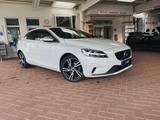 Volvo V40 D2 R-Design Navi PDC Cam 18'' NR scheckh - Volvo V40: D2