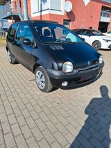 Renault Reneult Twingo 75PS Faltdach - Renault Twingo aus 2002 mit Benzin-Antrieb: Kleinwagen
