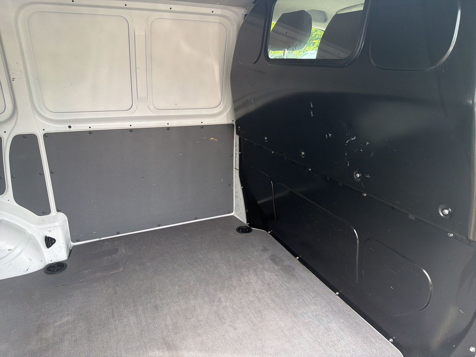 T6.1 Transporter Kasten TDi Beh Frontsch. Klima