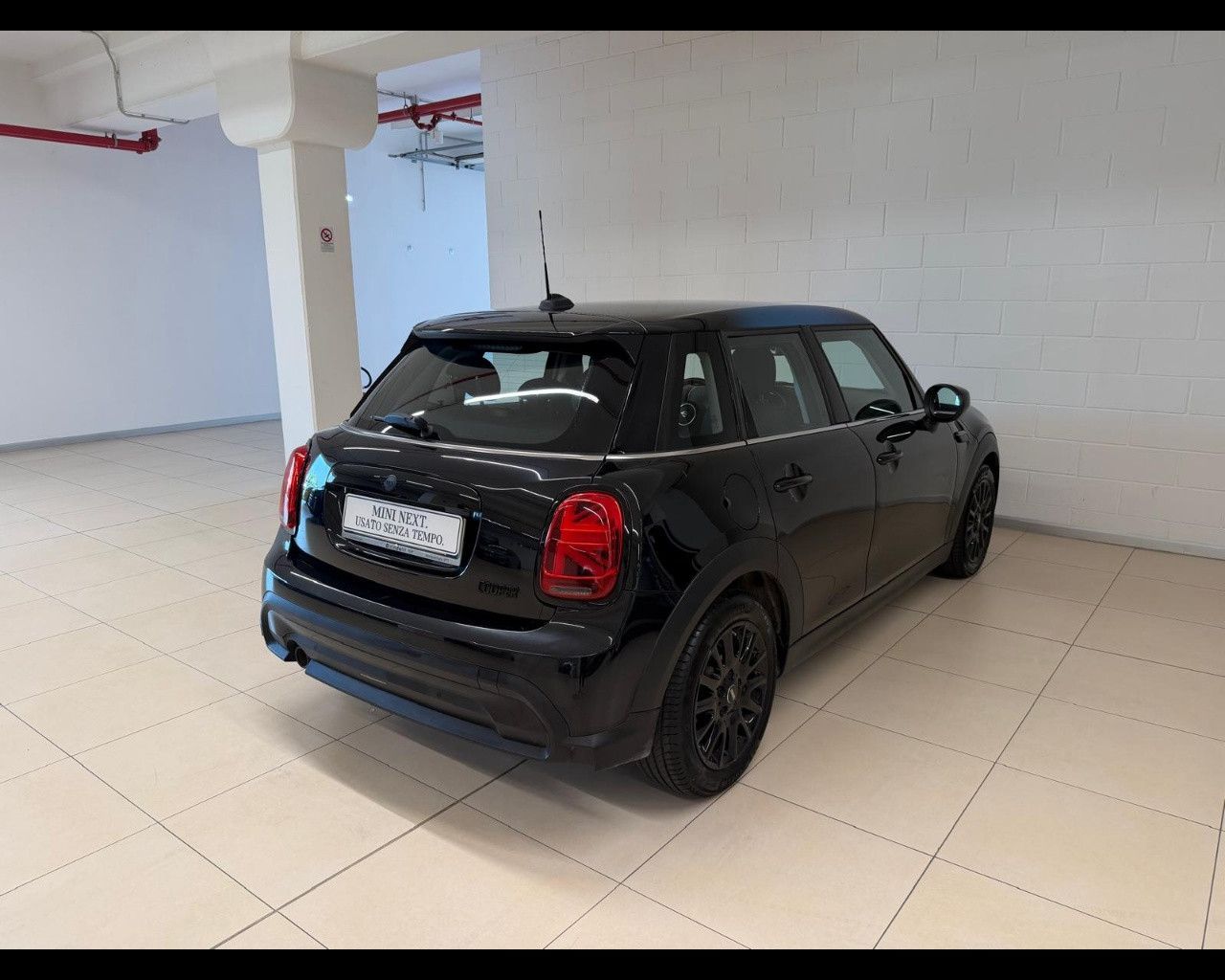 MINI Mini 5 porte (F55) - Mini 1.5 Cooper Classi imagem 3