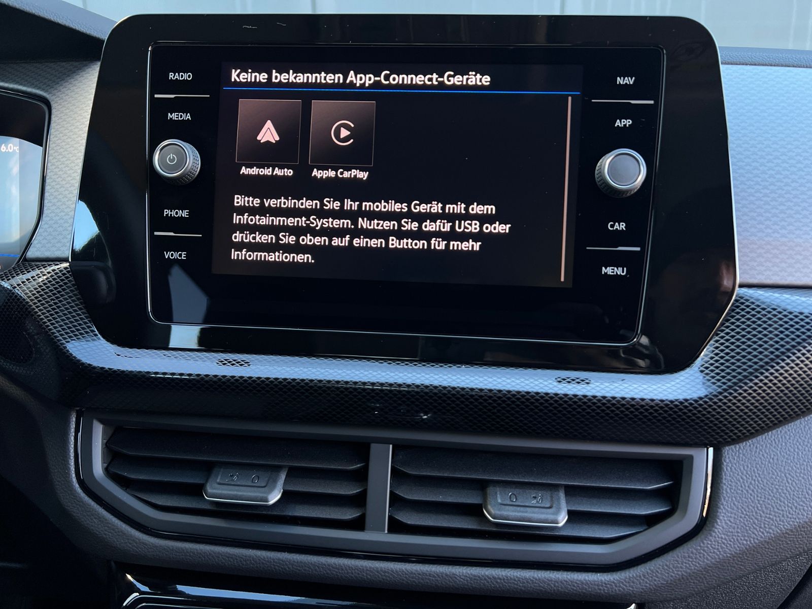 Fahrzeugabbildung Volkswagen T-Cross Life 1.0 TSI DSG *IQ.Light, Climatronic,