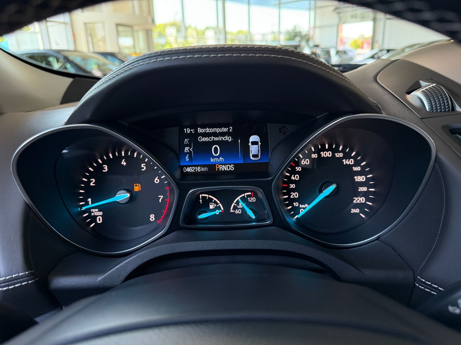 Fahrzeugabbildung Ford Kuga Vignale Allrad PANO AHK SONY XENON