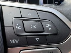 Fahrzeugabbildung Volkswagen T6.1 Multivan 150 PS DSG NAVI 3xKLIMA APP PDC