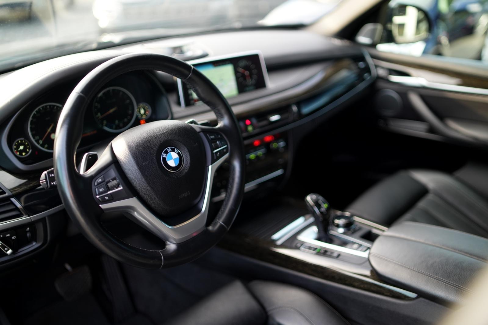 BMW X5 xDrive 50i Bang&Olufsen HUD Softclose AHK