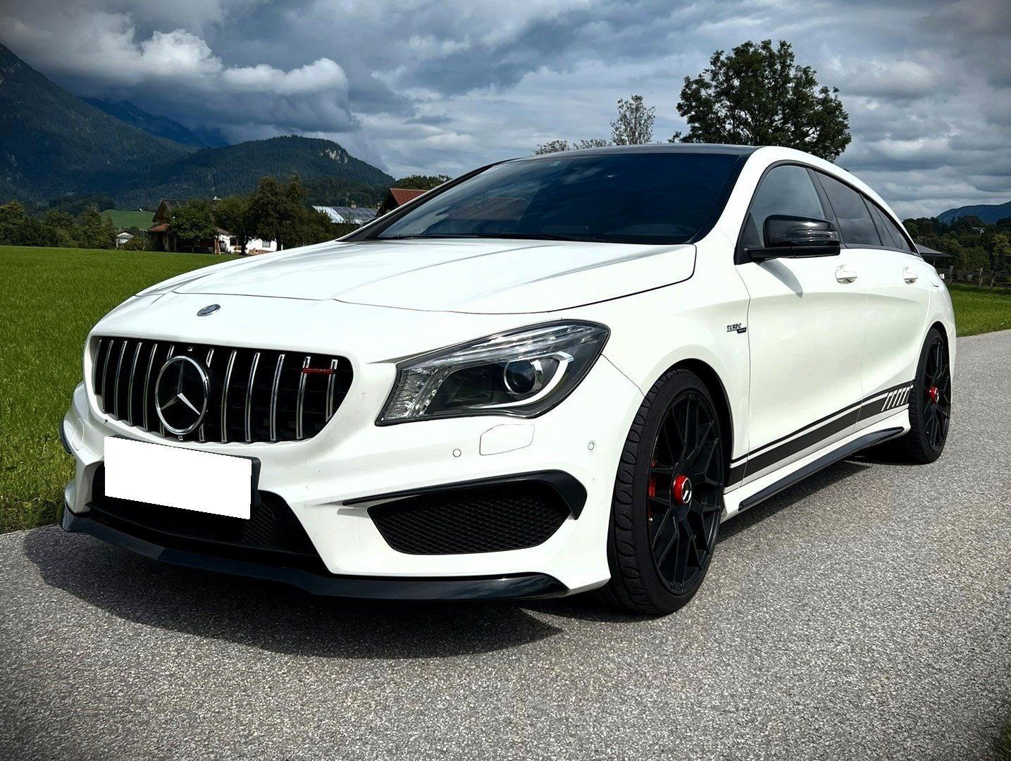MERCEDES-BENZ Mercedes Benz CLA 45 AMG Shooting Brake 4M...