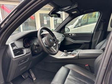Fahrzeugabbildung BMW X5 30d xDrive M-Paket*Head-Up*HarmanKardon*ACC*