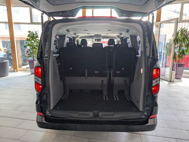 Ford Tourneo Custom Tit. 2.0 L1 AT,19"
