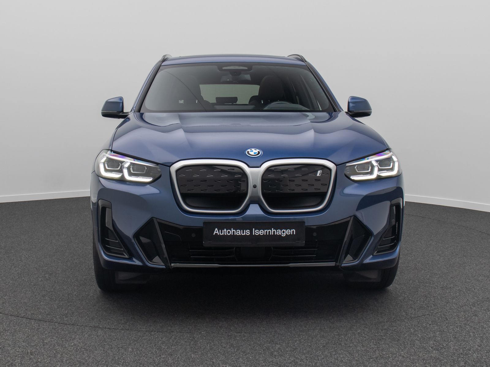 Fahrzeugabbildung BMW iX3 Impressive M Sport Panorama 360°HUD DAB H/K