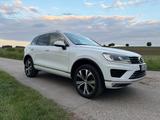 Volkswagen Touareg 3.0 V6 TDI SCR Tiptronic Executive E... - Volkswagen Touareg: Executive