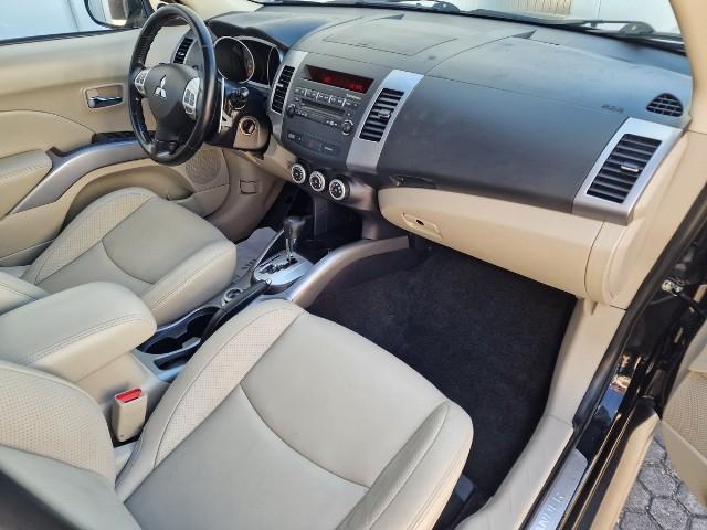 Mitsubishi Outlander  XL*4-WD*Automatik*Leder*Glasdach*2.Ha