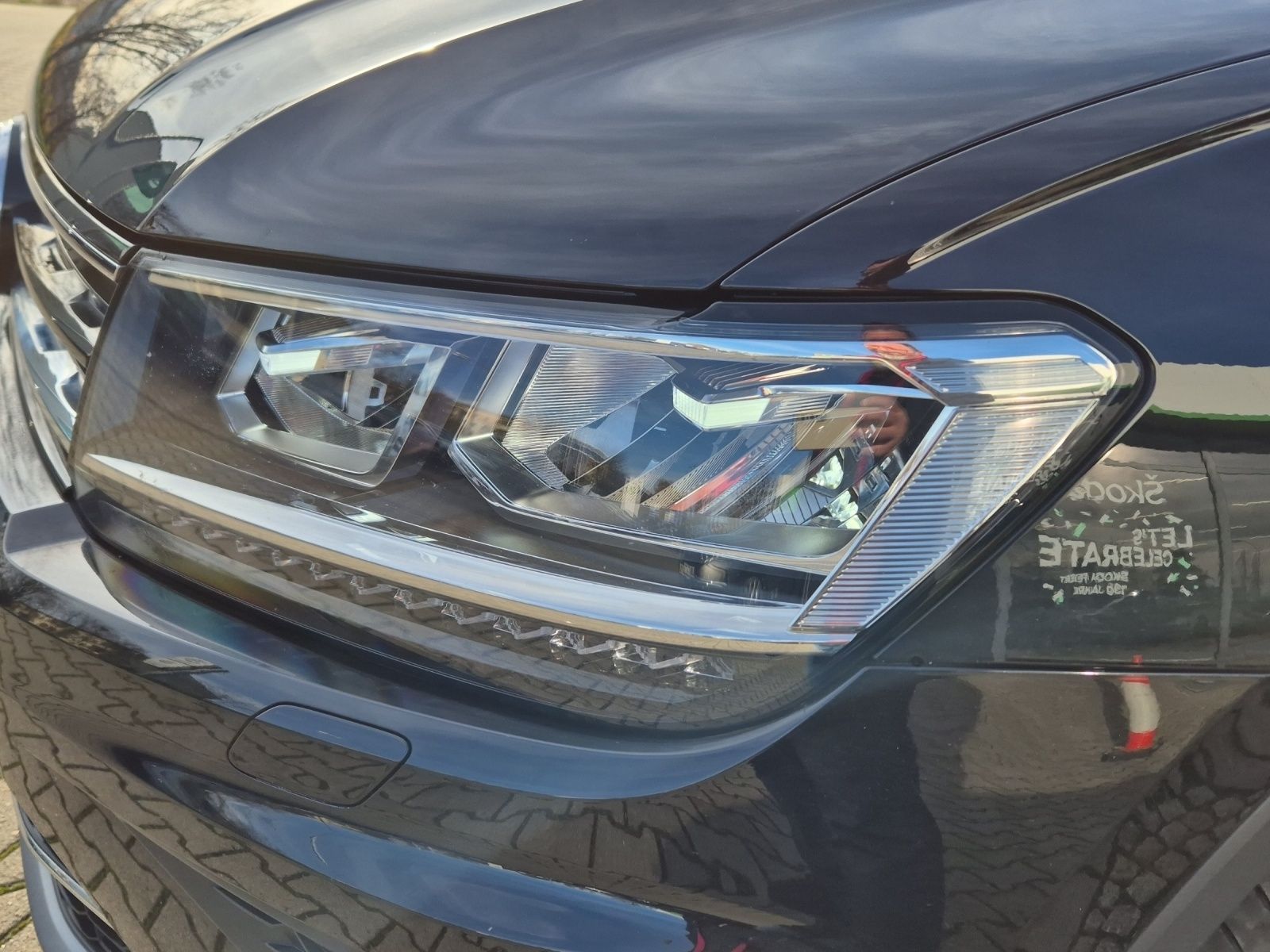 Fahrzeugabbildung Volkswagen Tiguan TDI Highline DSG 4M LED AHK Navi ACC PDC