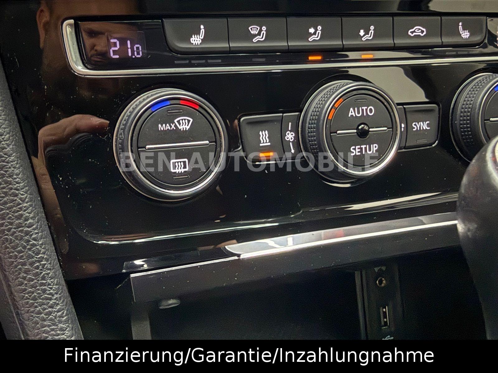 Volkswagen Golf VII Lim. 2.0 TDI Highline BMT PANO*NAVI*PDC