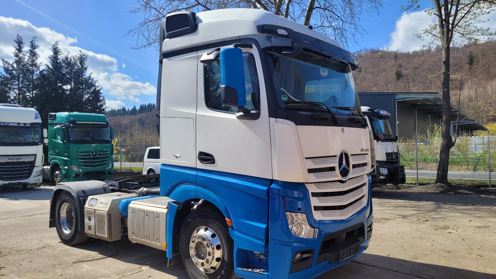 Mercedes-Benz 1843 Retarder Silokompressor Big Space Alcoa