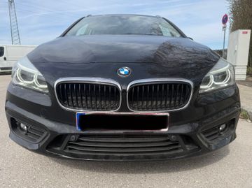BMW 220 - 1