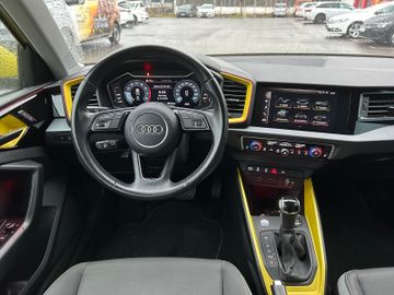 Audi A1 Sportback 30 TFSI S line+LED+Navi+FLA+VirCock