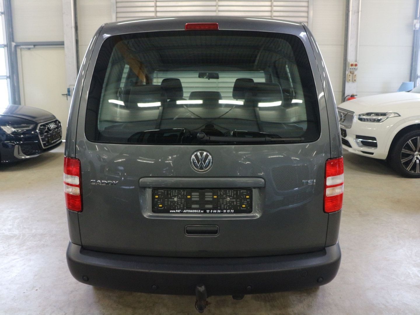 Fahrzeugabbildung Volkswagen Caddy TSI Roncalli 5-Sitzer AHK Klima PDC