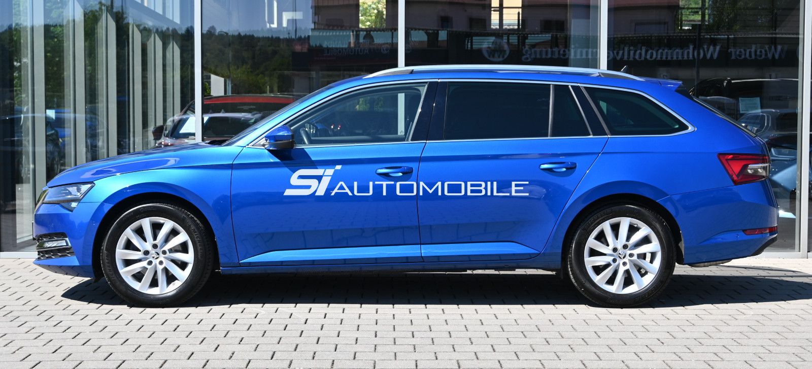 Fahrzeugabbildung SKODA Superb 1.5 TSI ACT DSG STYLE COMBI °ACC°AHK°