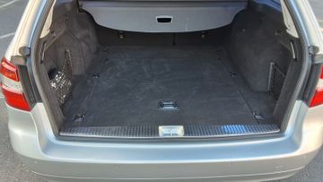 Mercedes E 200 - 9