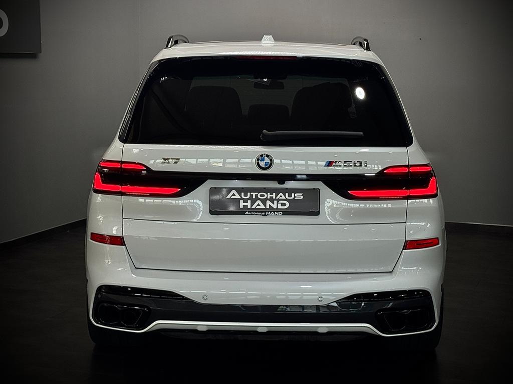 BMW X7 M60
