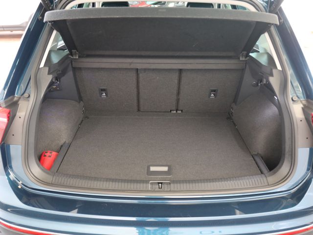 Volkswagen Tiguan DSG ELEGANCE LED MATRIX IQ ACC KAMERA