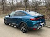 Renault Arkana TCe 140 EDC R.S. Line - blaue Renault Arkana
