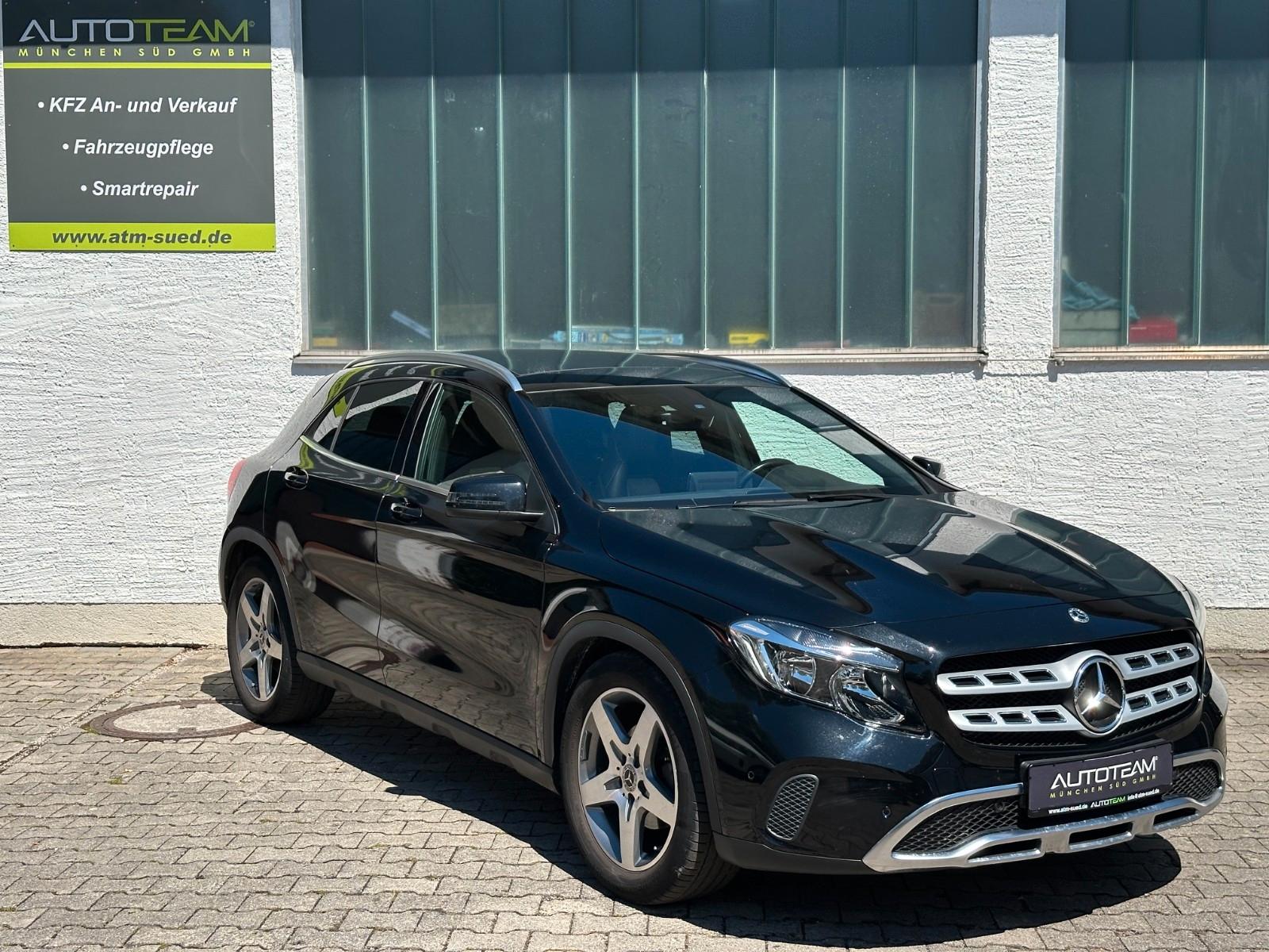Mercedes-Benz GLA200 Aut. Panorama Navi LED  AMG Felgen