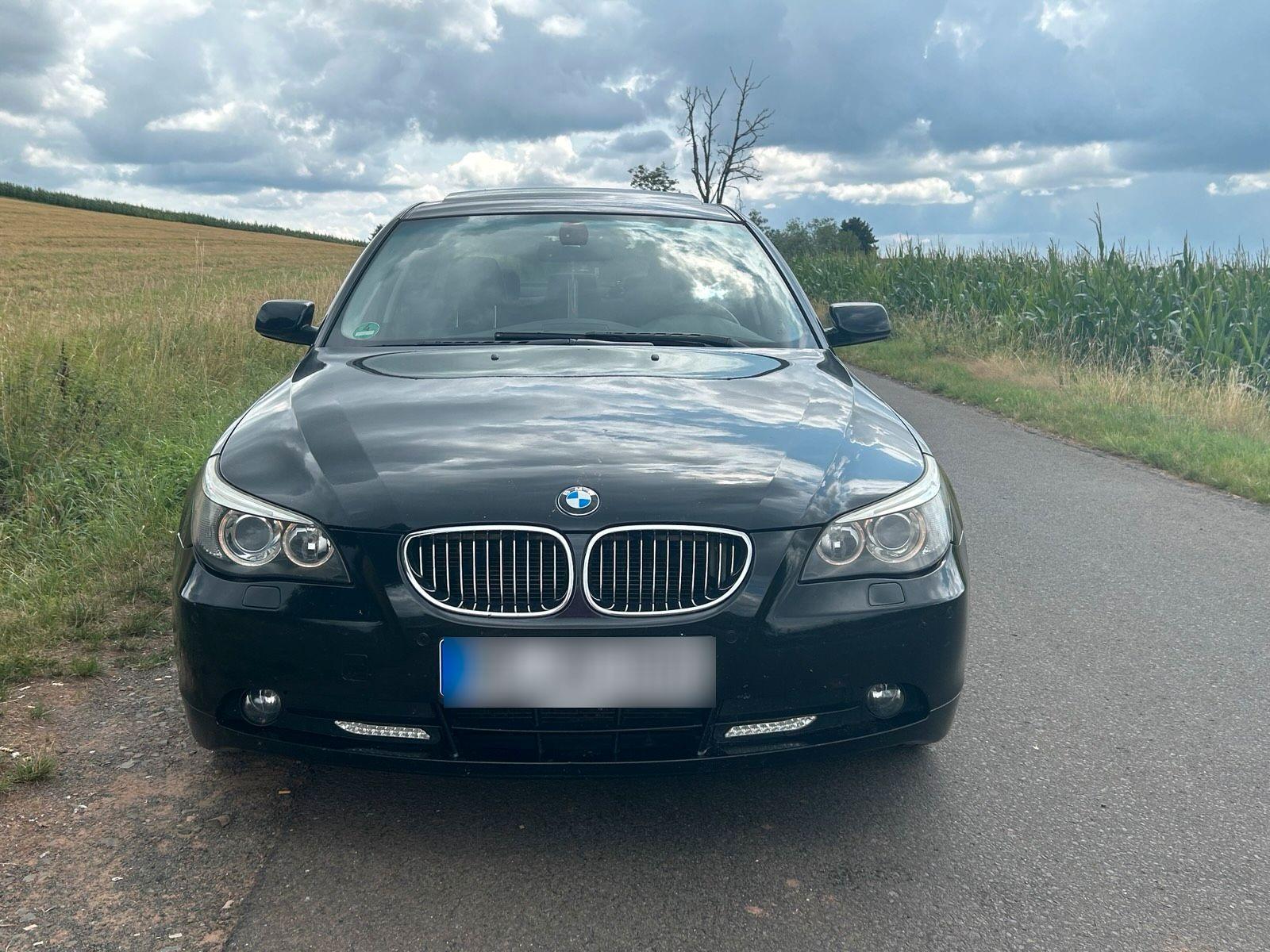 BMW 523
