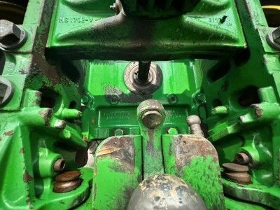 Fahrzeugabbildung John Deere 6215 Schlepper