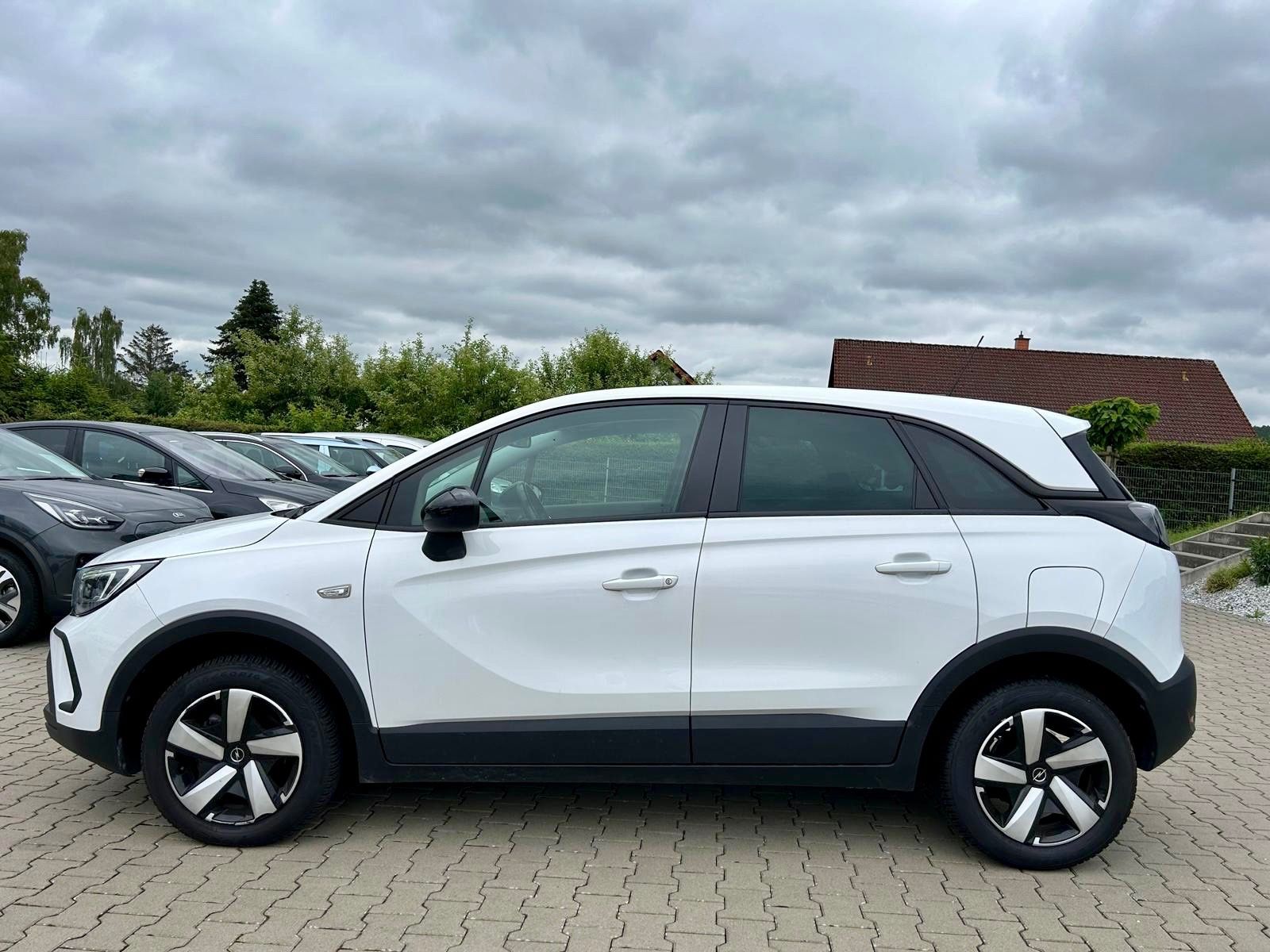 Fahrzeugabbildung Opel Crossland°Automatik°Kamera°1.Hand°LED°